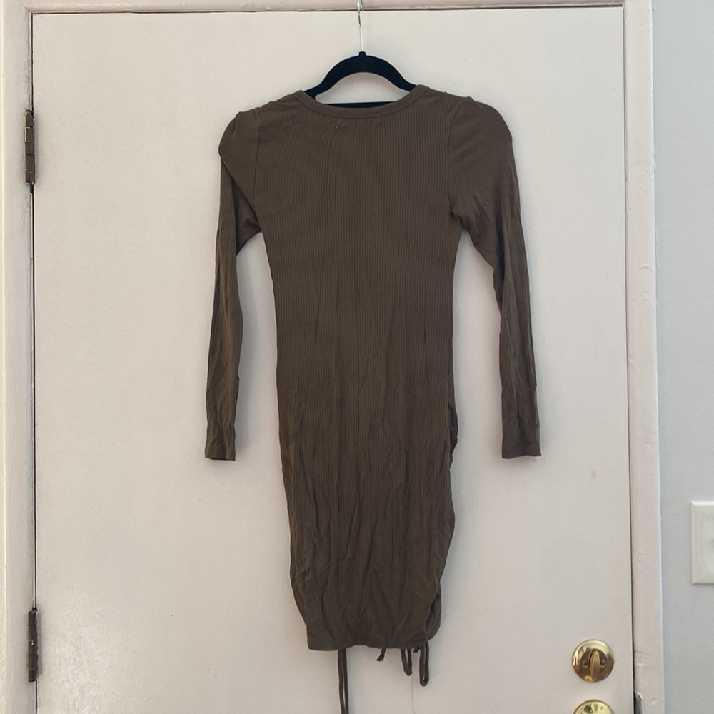 Cute Ruched Dress - Picture 5 of 5